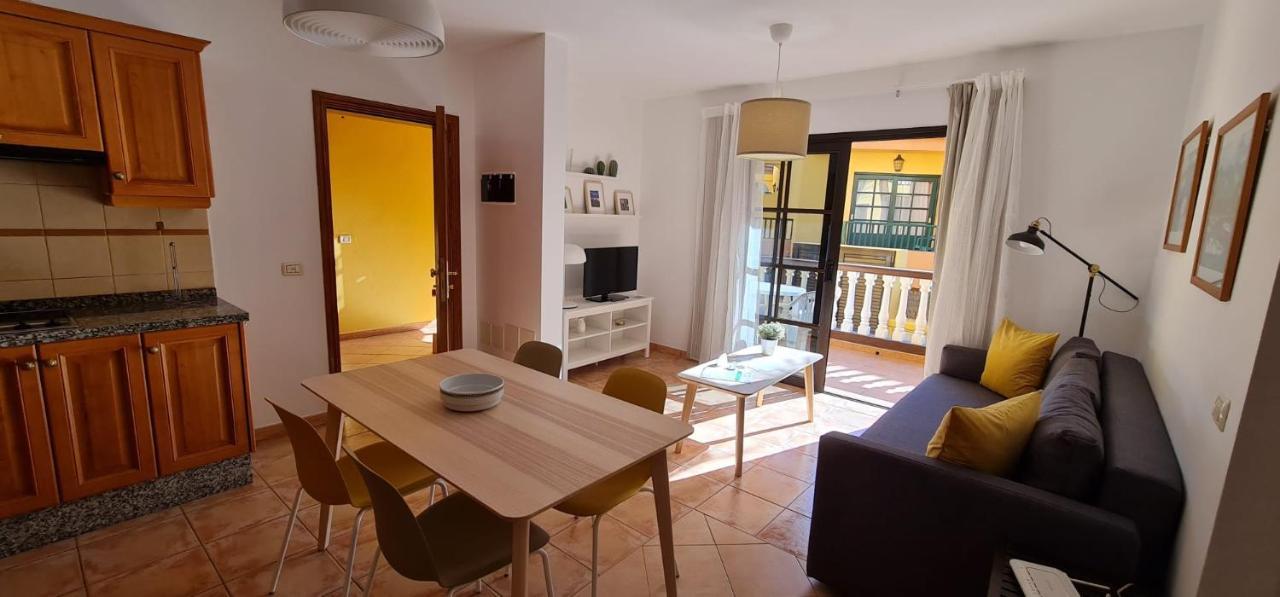In Playa Calera - Swimming Pool Apartment *